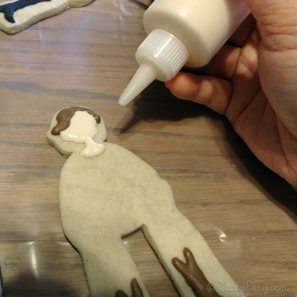 Horseback rider cookie decorating