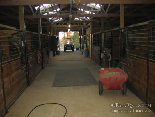 stalls in a center aisle barn