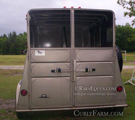 used horse trailer