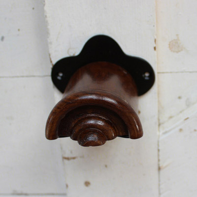 Large Rein Hook - Cast Iron & Wood - Luxury Collection